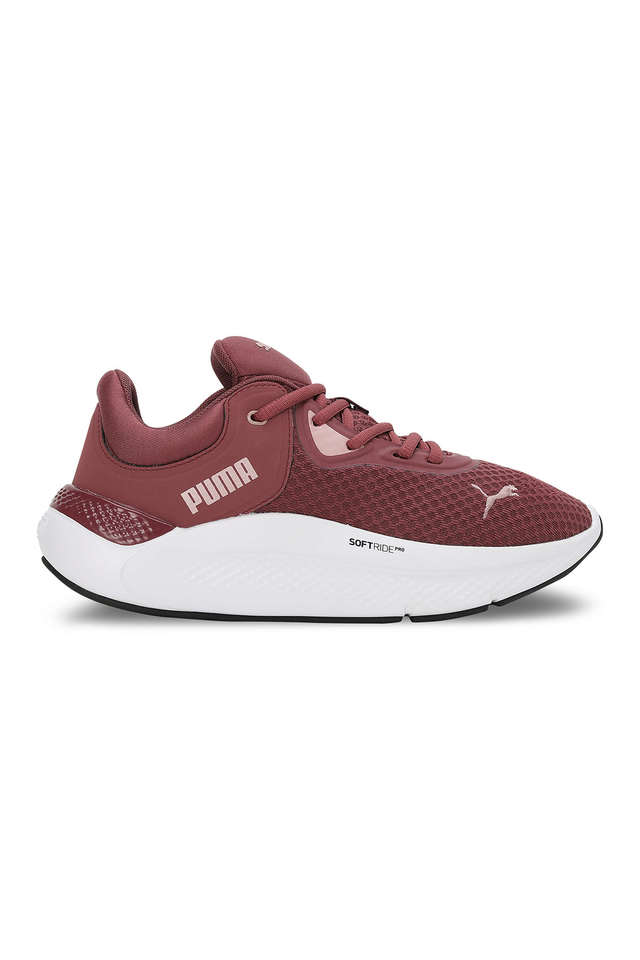 Maroon running outlet shoe